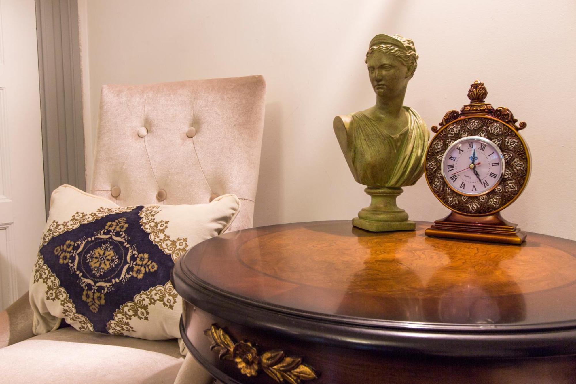 Classic Victorian Presidential Suite West Nanjing Rd شانغهاي المظهر الخارجي الصورة